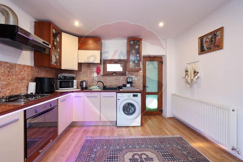 Casă individuala cu 6 camere - 34