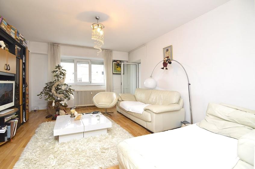 VANZARE APARTAMENT 3 CAMERE CALEA CALARASILOR – HYPERION - 1