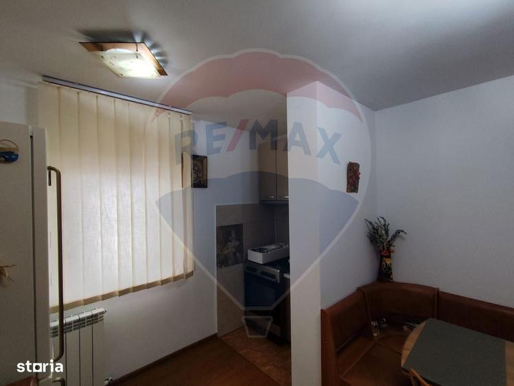 DE VANZARE Apartament cu 2 camere in zona Crihala - 1