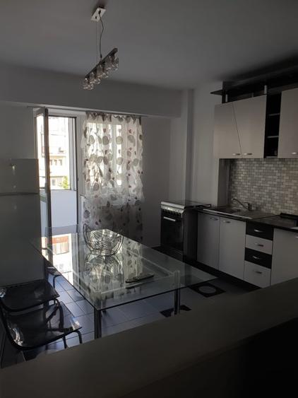 Inchiriez apartament 2 camere Nerva Traian - 4