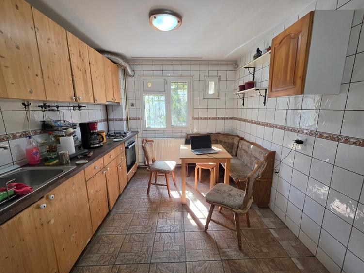 Titan, 10 minute metrou, chiar la parcul Titanii, pe Burdujeni, centrala - 1