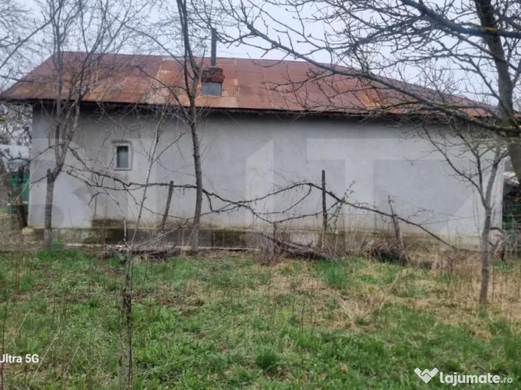 TEREN zona aer curat CASA si ANEXA - 3