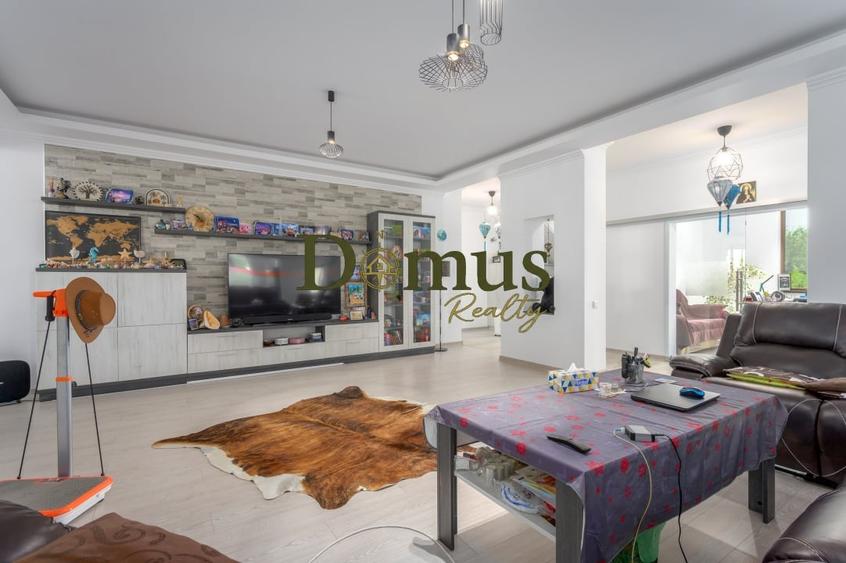 Vila Pasiva | Panouri Fotovoltaice | Vedere Lac Balotesti - 9