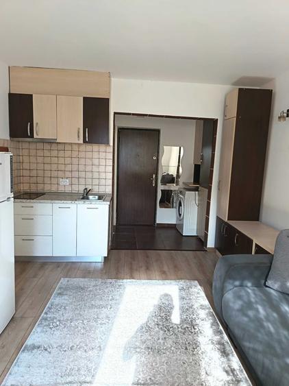 Garsonieră decomandată în Bartolomeu