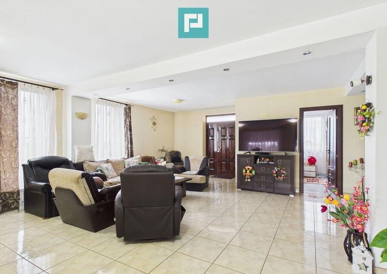 Vila cu 6 camere ?i teren generos in ?agu - 17