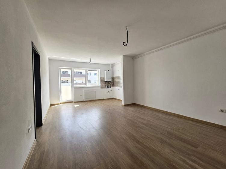 Apartament 2 camere de vanzare-Sub Cetate City 2 - 4