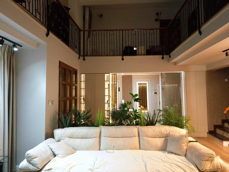 casa / vila Craiovei , RENOVATA /mobilata/utilata ,finisaje superioare - 34