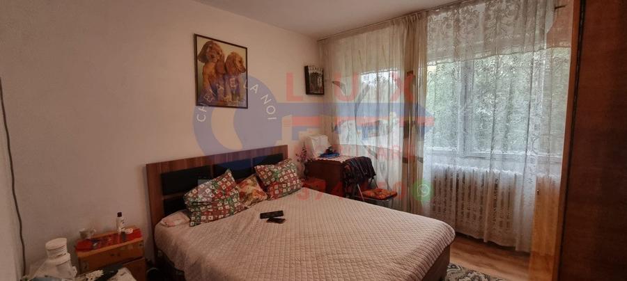 ID 3480 Apartament 3 camere Piata Noua - 2