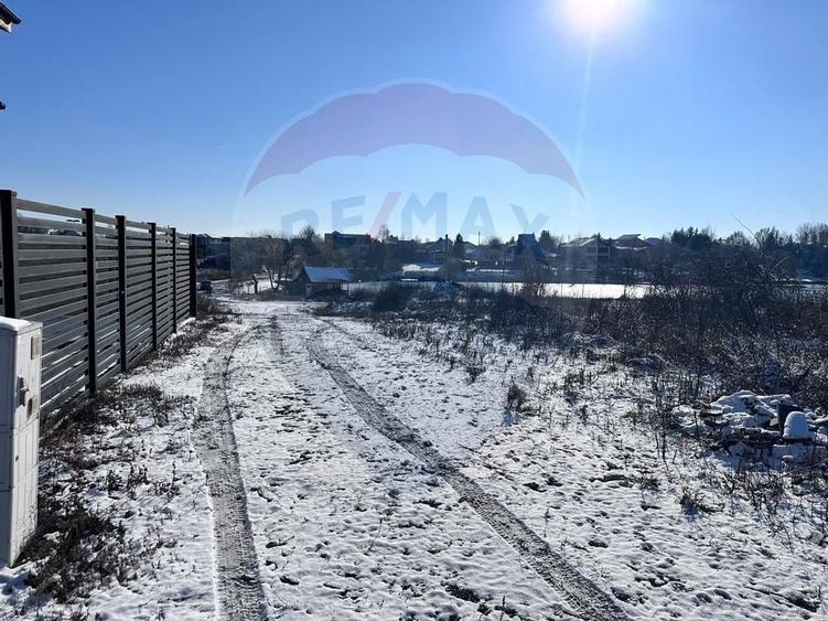 Teren intravilan 500mp, langa lac, acces drum principal - Corbeanca - 1