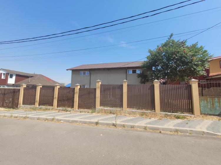 Oras Techirghiol – doua case tip duplex – aproape de centru - 1