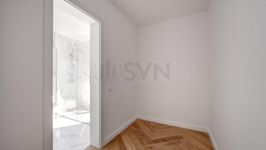 REV2004358 Casa in complex nou Corbeanca vedere lac - 10