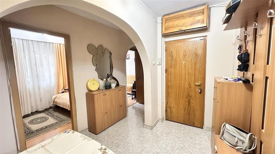 Apartament 4 camere Mangalia - zero comision - 1