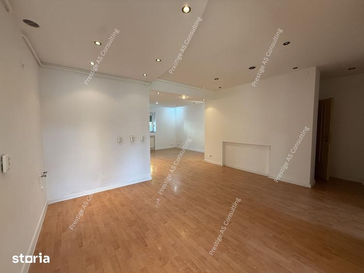 Casă cu 4 camere cu Teren 408 Mp în Elisabetin