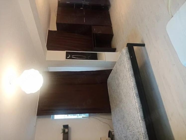 Garsonieră semidecomandată în Titan
