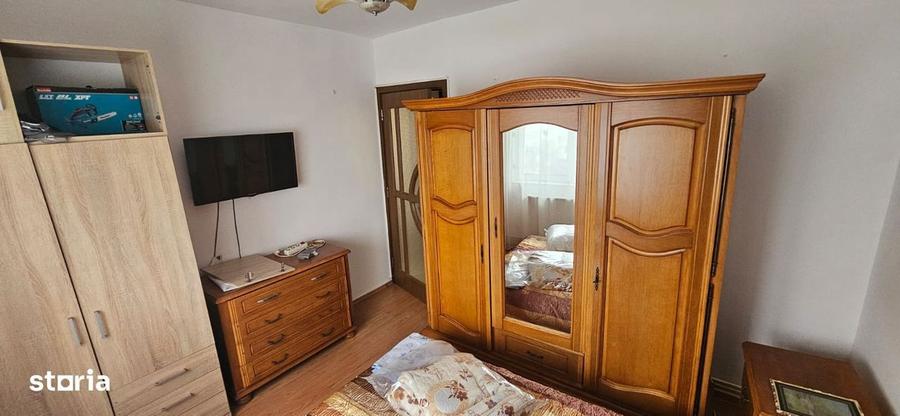 2 camere semidecomandat zona Narcisa - 1
