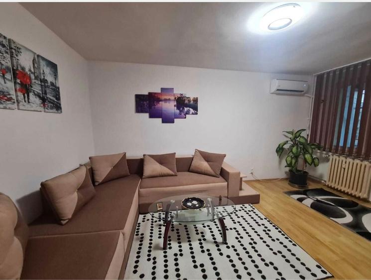 Obor, Colentina, Teiul Doamnei vav Sectia 7 Politie - 3