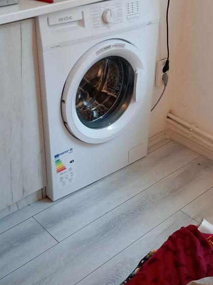 Inchiriez garsonierra - 3