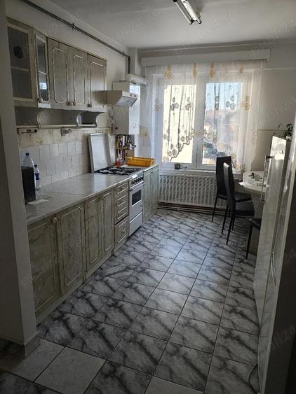 Apartament de inchiriat cu 2 sau 3 camere - 1