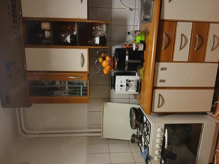 Apartament cu 2 camere semidecomandat în Berceni