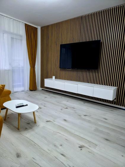 Apartament cu 2 camere decomandat în Exterior Vest