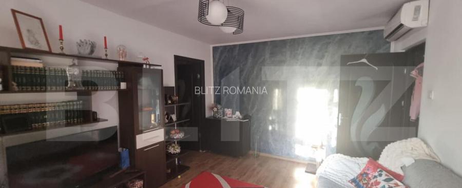 Apartament 3 Camere et. 3 - 54 m2, parcare cartier Alexandru