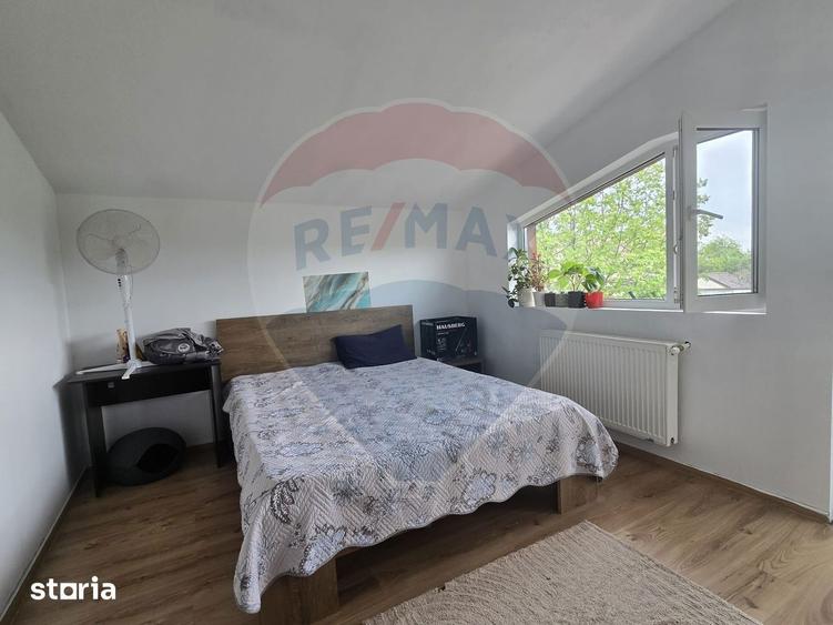 De vanzare Casa / Duplex - 12