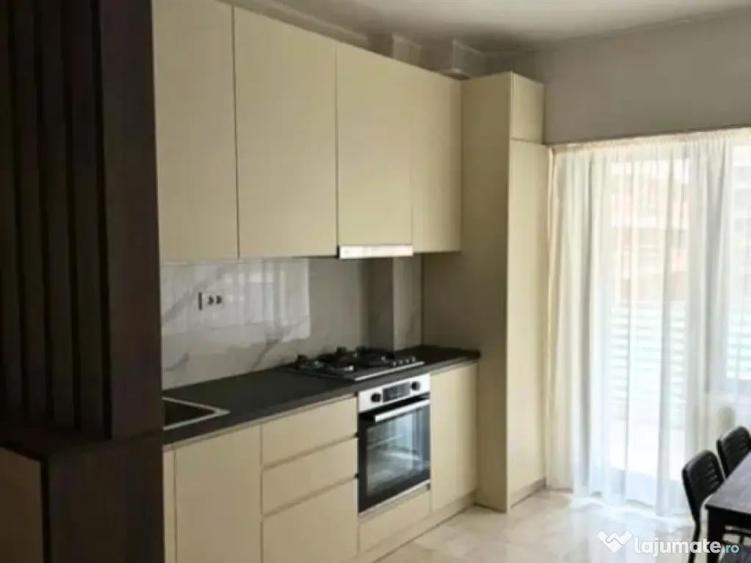 Apartament cu 2 camere OS | Royal Town | Copou + Loc parcare - 4