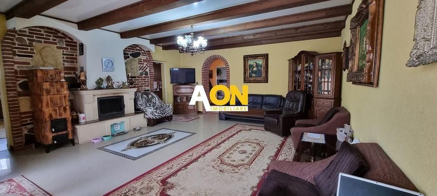 Casa Individuala 4 Camere, Zona Cetate, 500mp Teren - 2