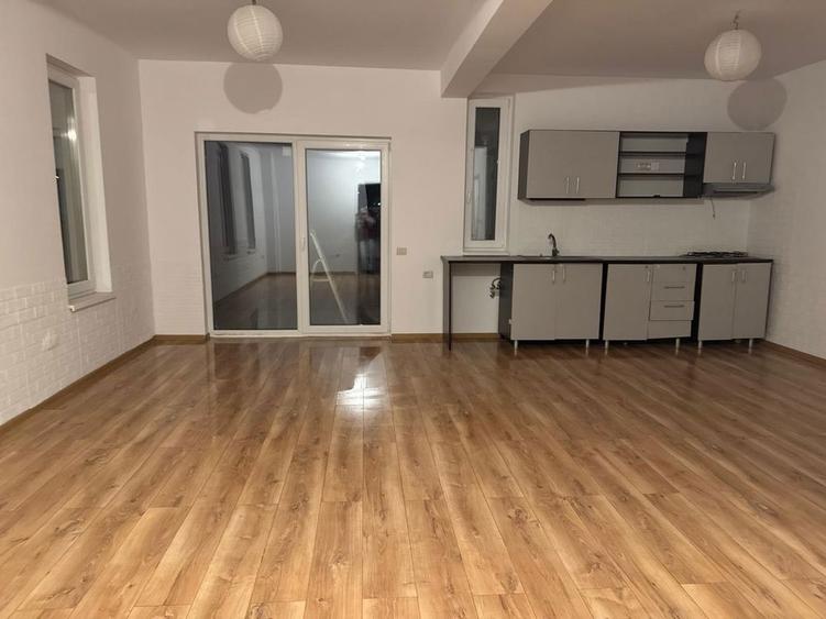 Duplex 1/2 de inchiriat - 3