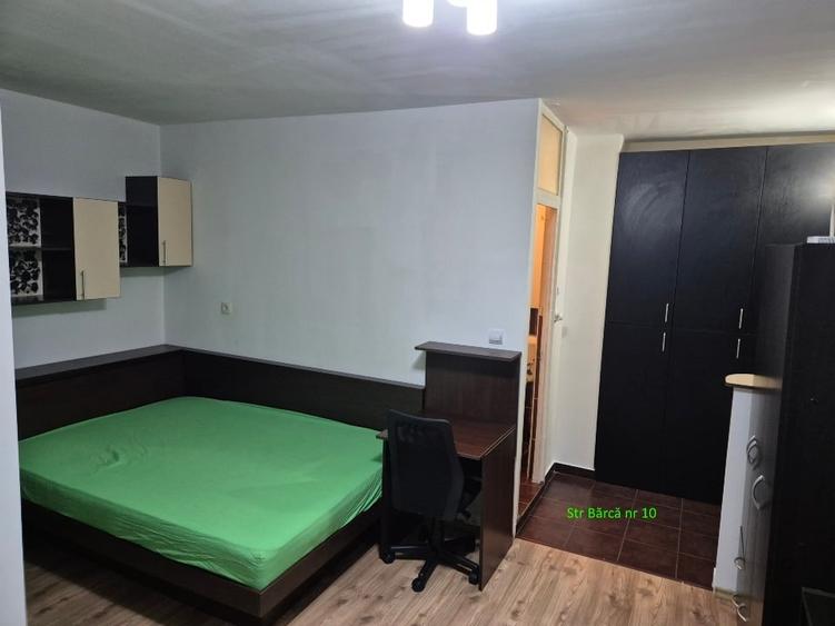 Proprietar - Inchiriez Garsoniera complet mobilata si utilata - Str Bârcă, nr 10 - 3