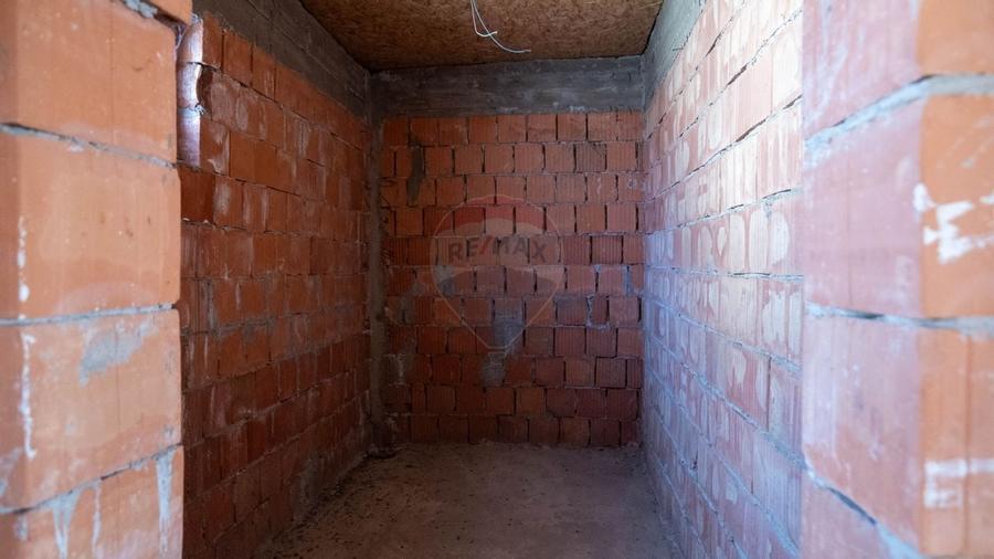 Vanzare vilă cu 5 camere Parter+Etaj, str. Magnoliei - Pantelimon - 8