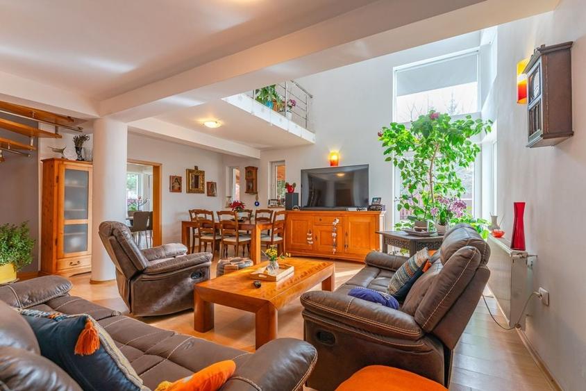 Casă spațioasă pentru familie &icirc;n Hărman: 5 camere, 670 mp teren - 4