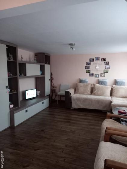 Vand casa in satul Berheci la 15km de Tecuci. - 1