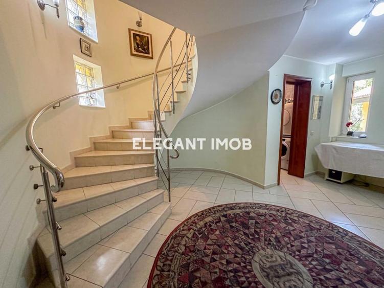 Vila superba cu piscina in Paradisul Verde - 12