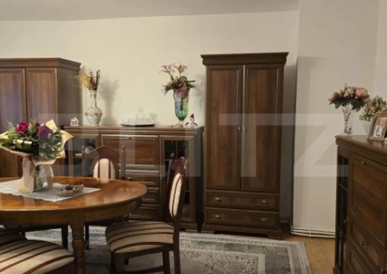 Apartament de vanzare, 3 camere, 76.5 mp, zona Soarelui - 2