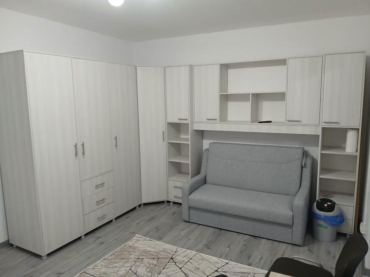 Inchiriez garsoniera la bulevard langa Poitiers Towers - 5