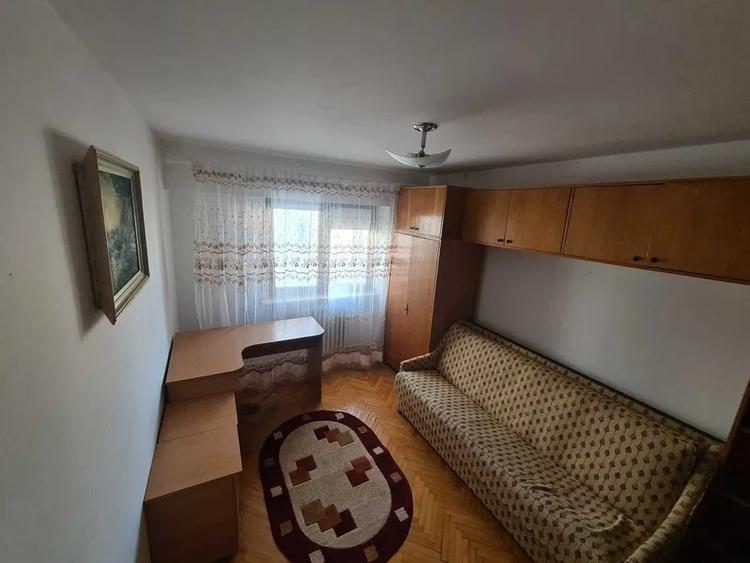 Apartament cu 3 camere, etaj 3/9, Nicolina - 3
