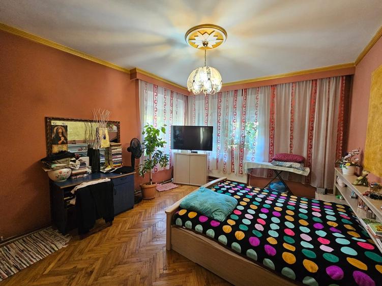 Casa ultracentrala zona Imparatul Traian - 6