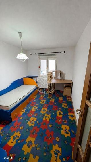 Apartament 4 camere 100 mp-balcon-parcare-beci-Central - 4