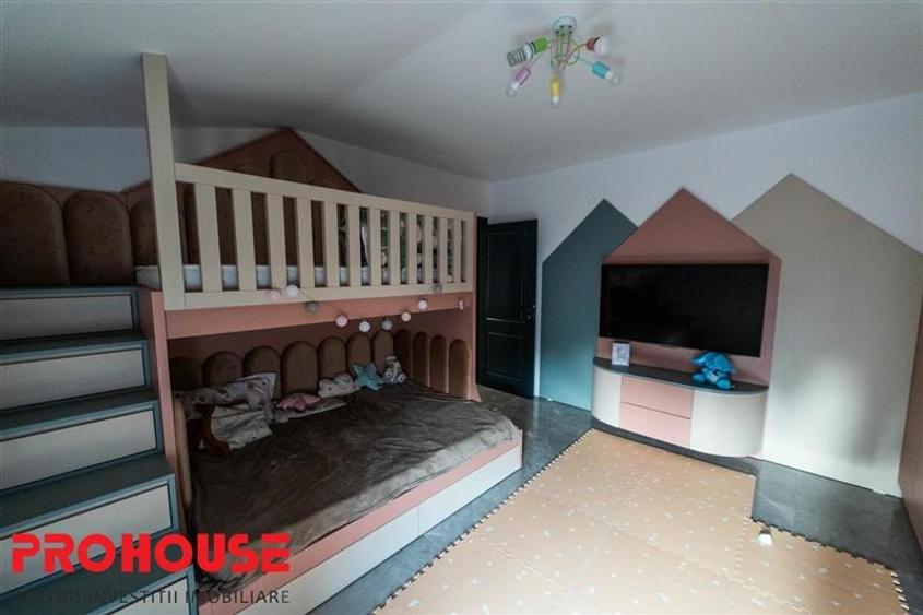 ULTRACENTRAL - Apartament 3 camere decomandate - bloc tip vila - renovat complet - 11