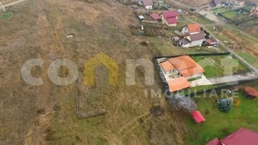 Vanzare teren de 1028 mp in zona de case - Campenesti - 2