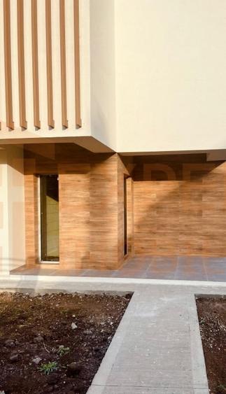 O casa noua, o fila alba – in Lazu, la doar cativa pasi de liniste - 10