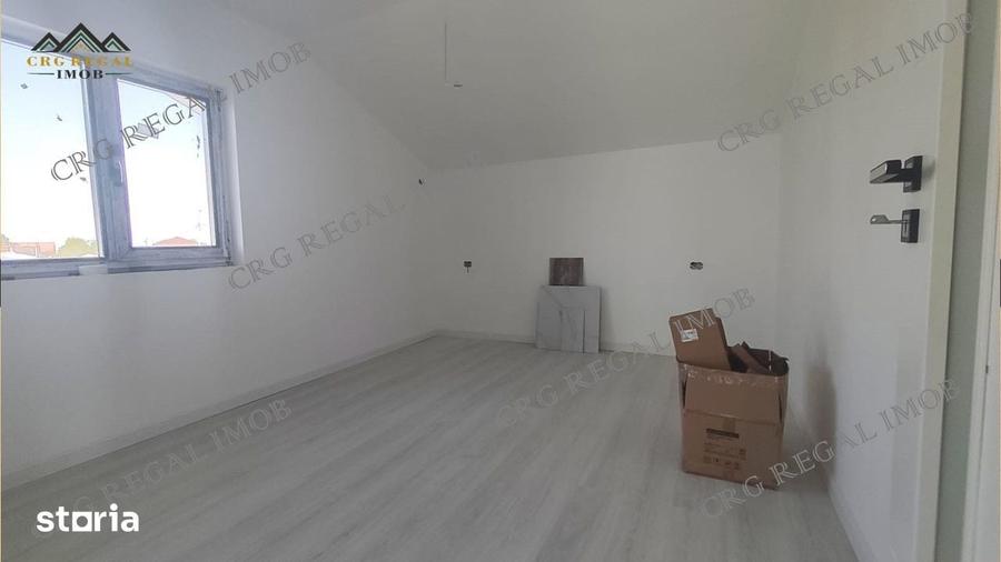 Vila 5 camere 2 bai Panouri Fotovoltaice Pompa de Caldura Teren 320mp - 8