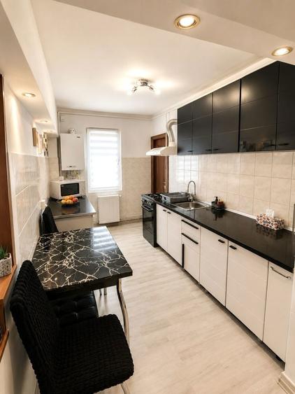 Apartament de vanzare, 3 camere - Sighisoara, Mures - 1