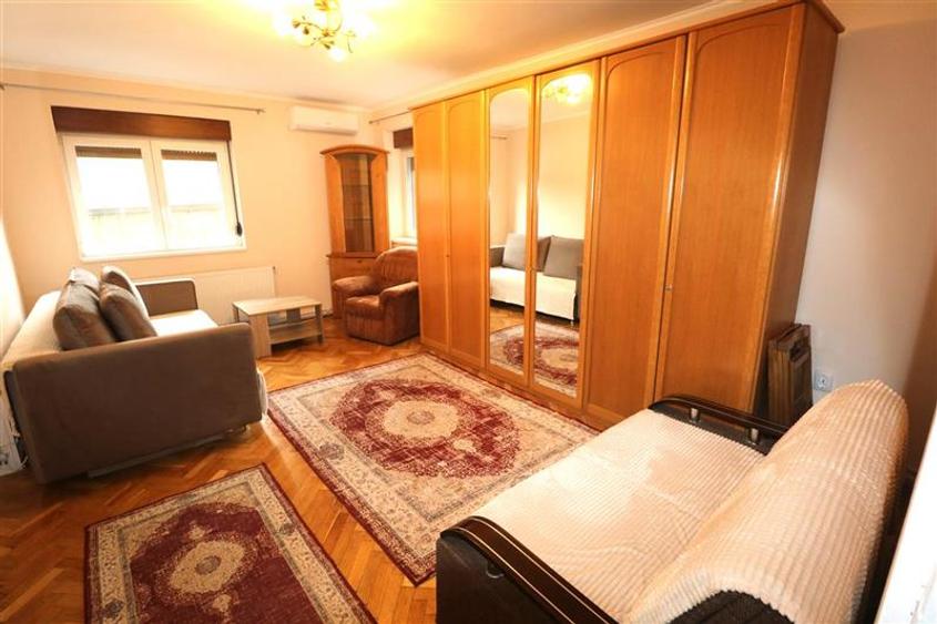 Apartament 2 camere, centrala proprie,  zona Piata Marasti - 1