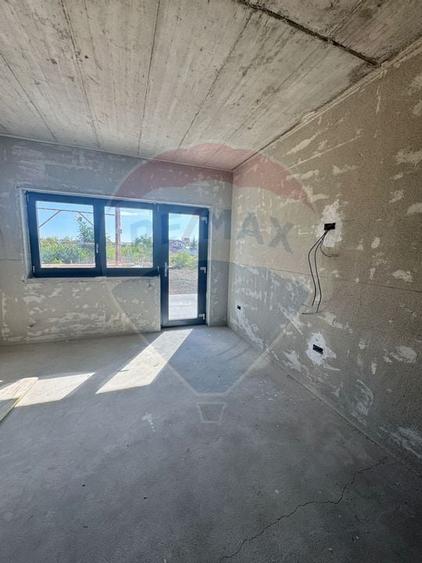 Casa / Vila 5 camere Fundatura Magura - 15