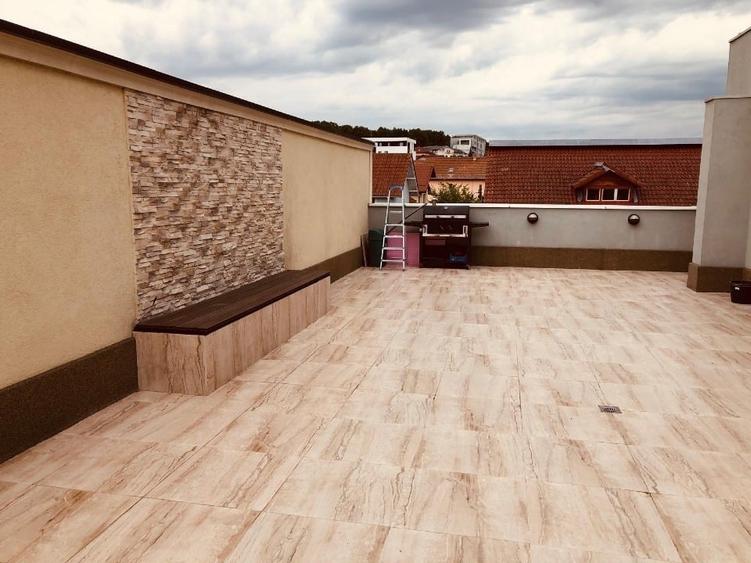 Apartament tip penthouse de inchiriat-Direct proprietar - 1