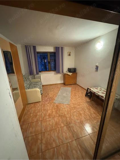 Inchiriez garsoniera - 9