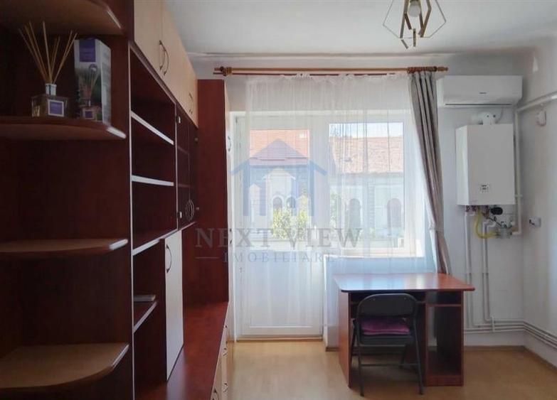 Garsoniera, Horea - 8