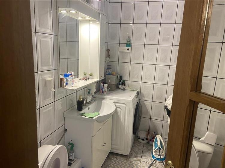 Apartament 3 camere , zona ultracentrala - Primaria Focsani , 83 mp , imbunatati - 18